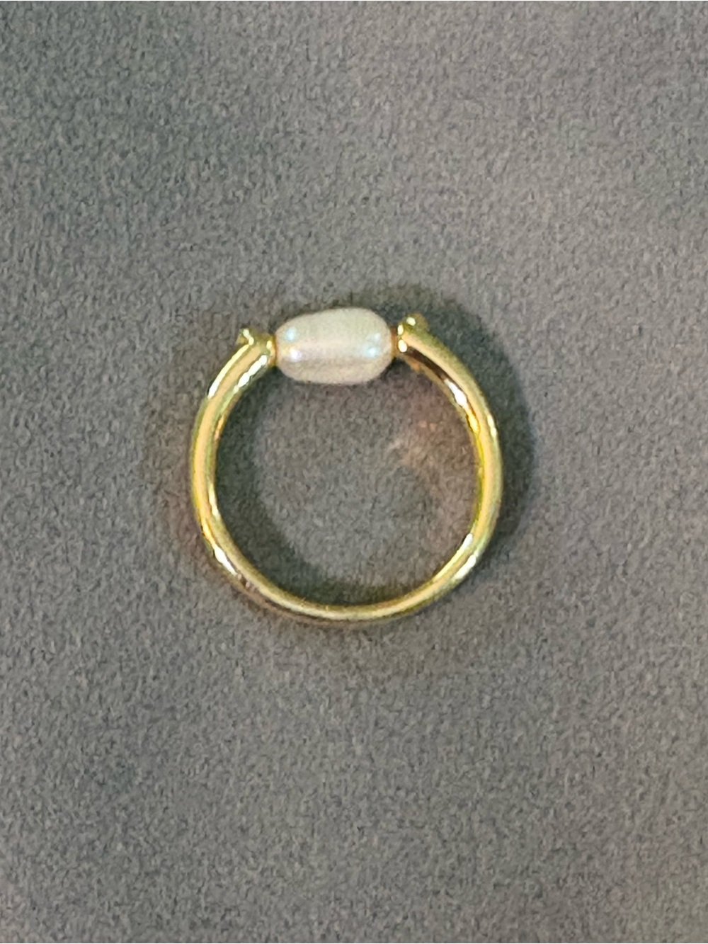 Kendra Scott Gold Ring with White Pearl Accent size 5
